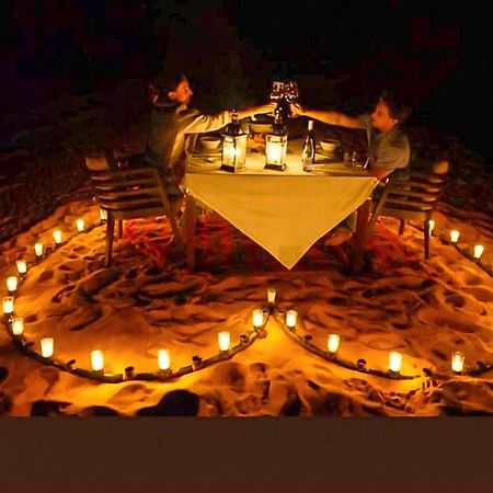 Sahara Deluxe Camp 호텔 메르주가 외부 사진