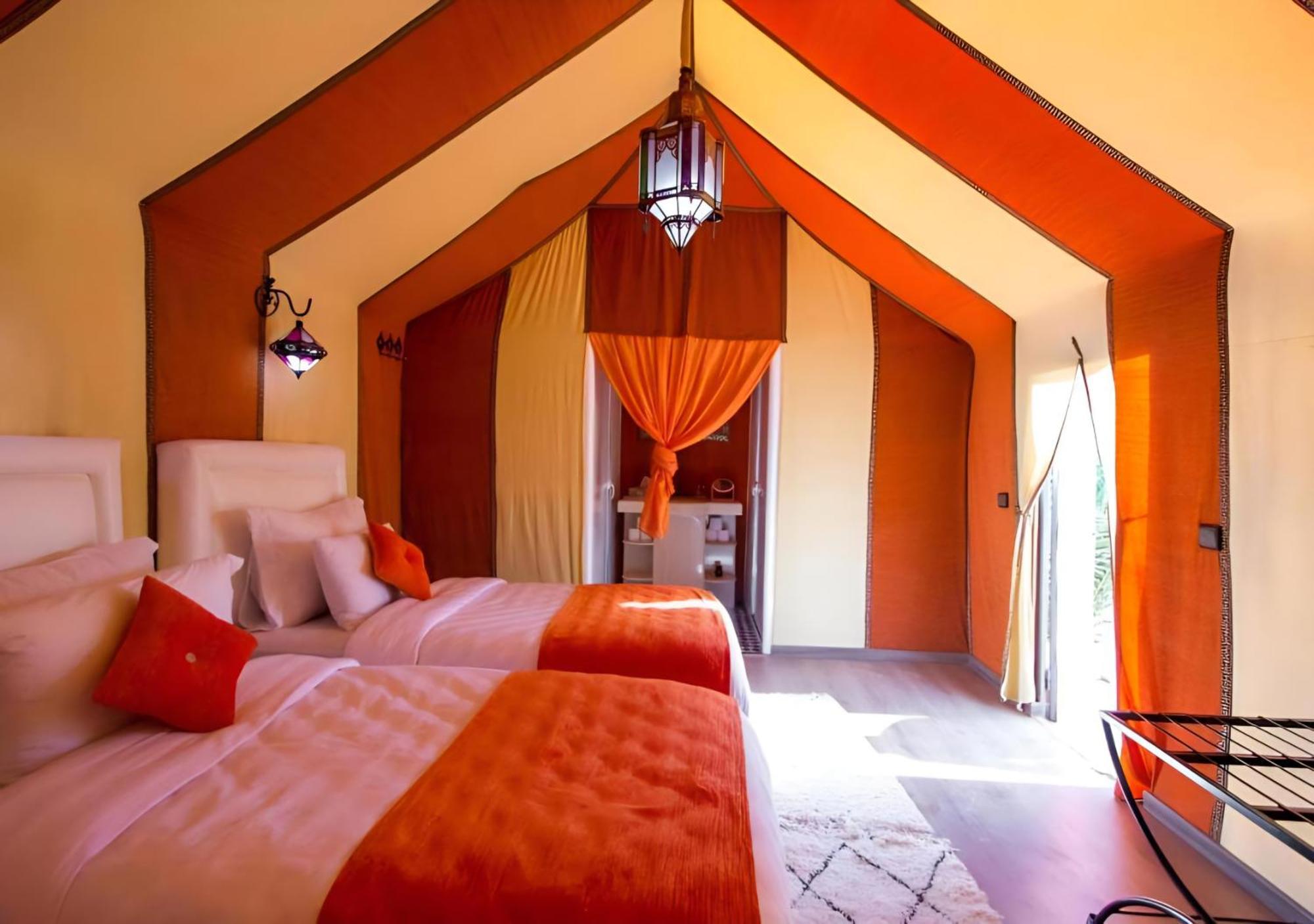 Sahara Deluxe Camp 호텔 메르주가 외부 사진